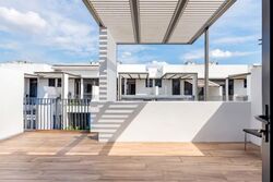 Alana (D28), Terrace #578928801